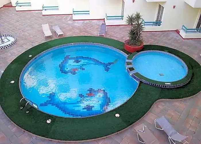 Dexon Roma & Aqua Park 3*